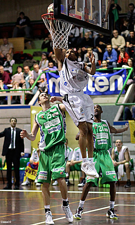 10Sp-Dunks10-026ic