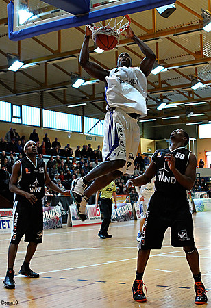 10Sp-Dunks10-022ic