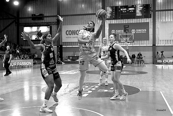 240406 PB-Cup bw04c
