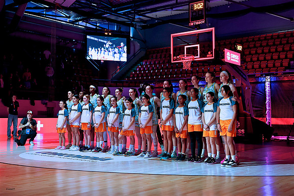 250126 FF Women 23c