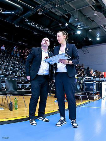 241030 Elfi-Glad 21c