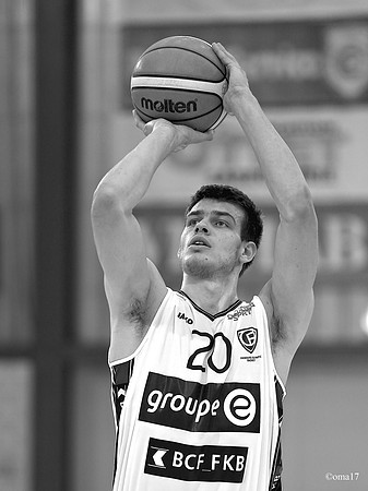 17Sp Oly-Lau 33c