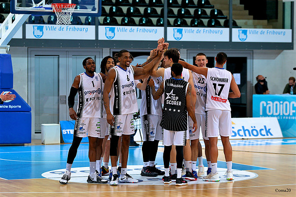 201205 Oly-Mon 51c